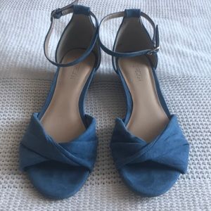 Blue suede shoes